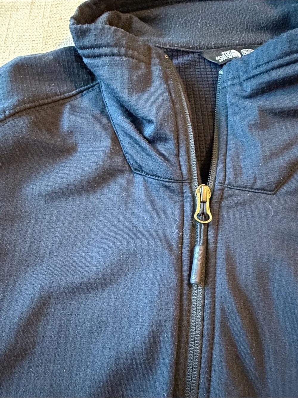 The North Face Men's Navy Zip-Up Lightweight Jacket